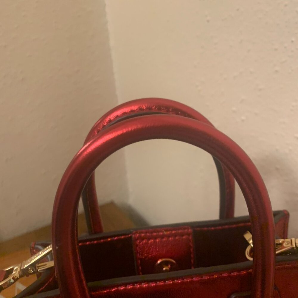 NEW MICHAEL KORS MERCER XS MINI CROSSBODY PHONE MK BAG METALLIC RED CRIMSON - Picture 8 of 16